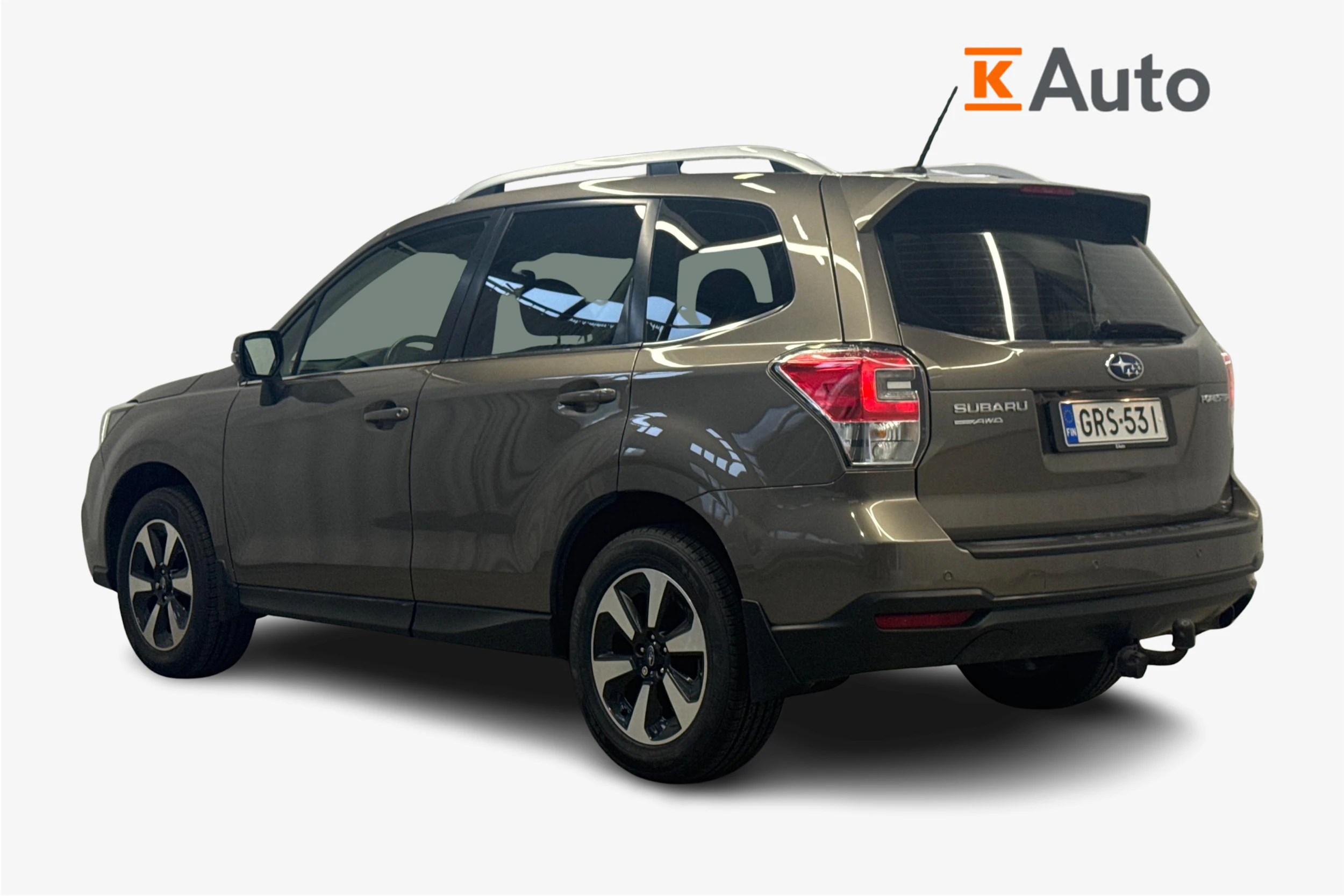 Ruskea (beige) Subaru Forester 2016 kuva 2.