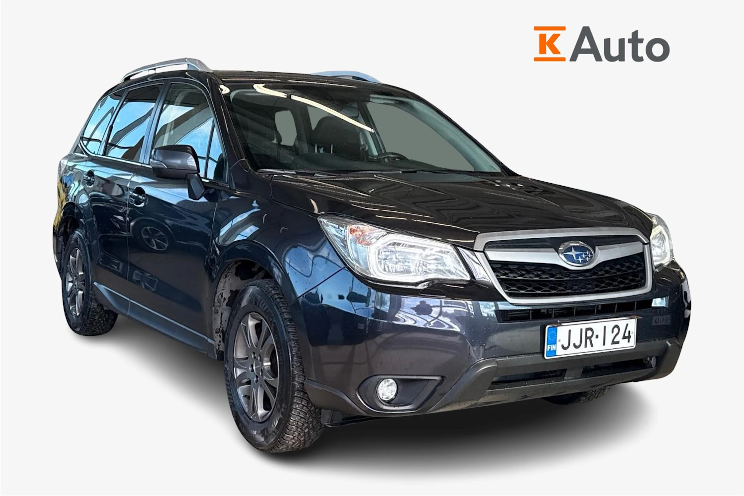 Harmaa Subaru Forester 2016 kuva 1.