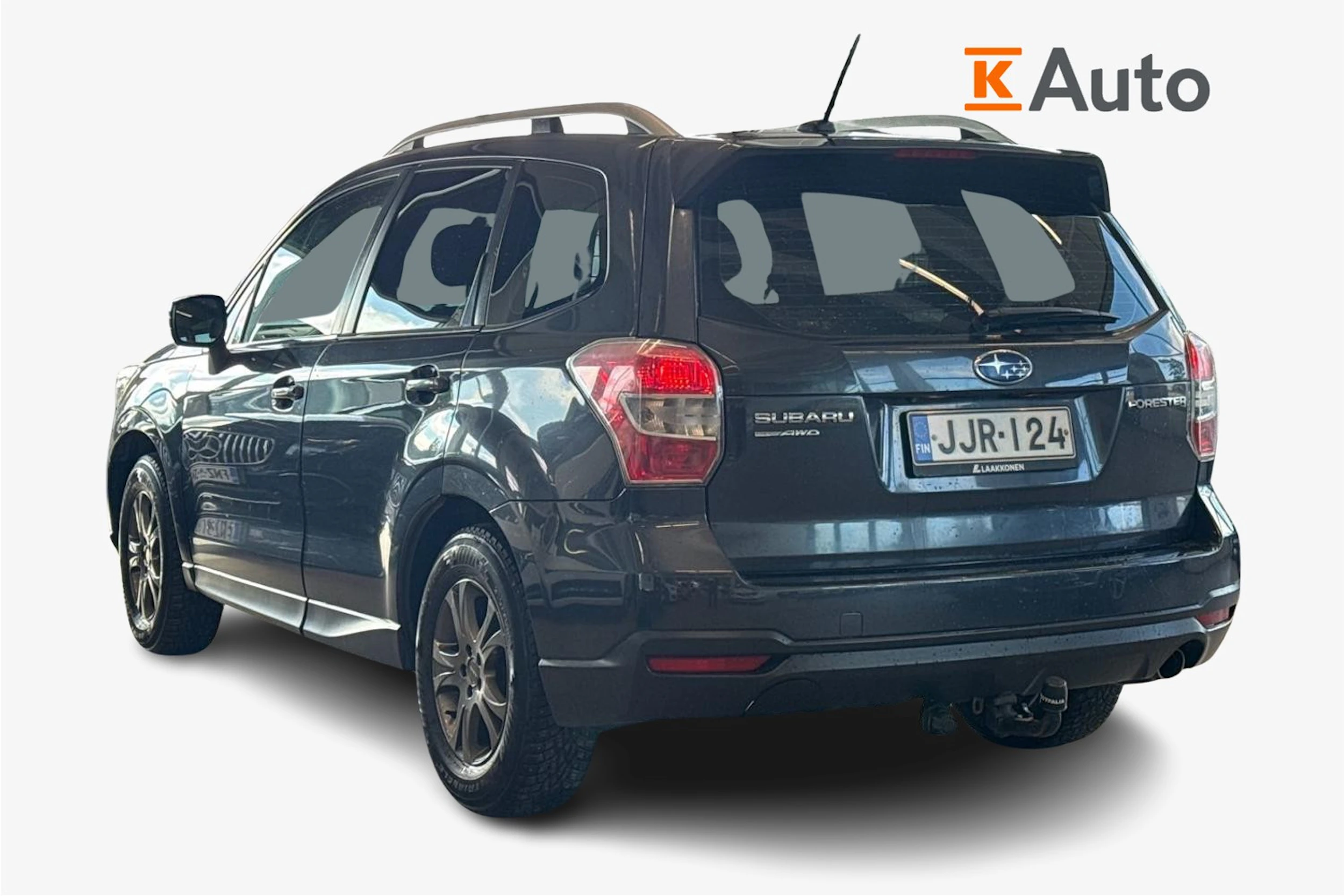Harmaa Subaru Forester 2016 kuva 2.