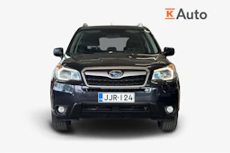 Harmaa Subaru Forester 2016 kuva 4.