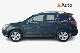 Harmaa Subaru Forester 2016 kuva 5.