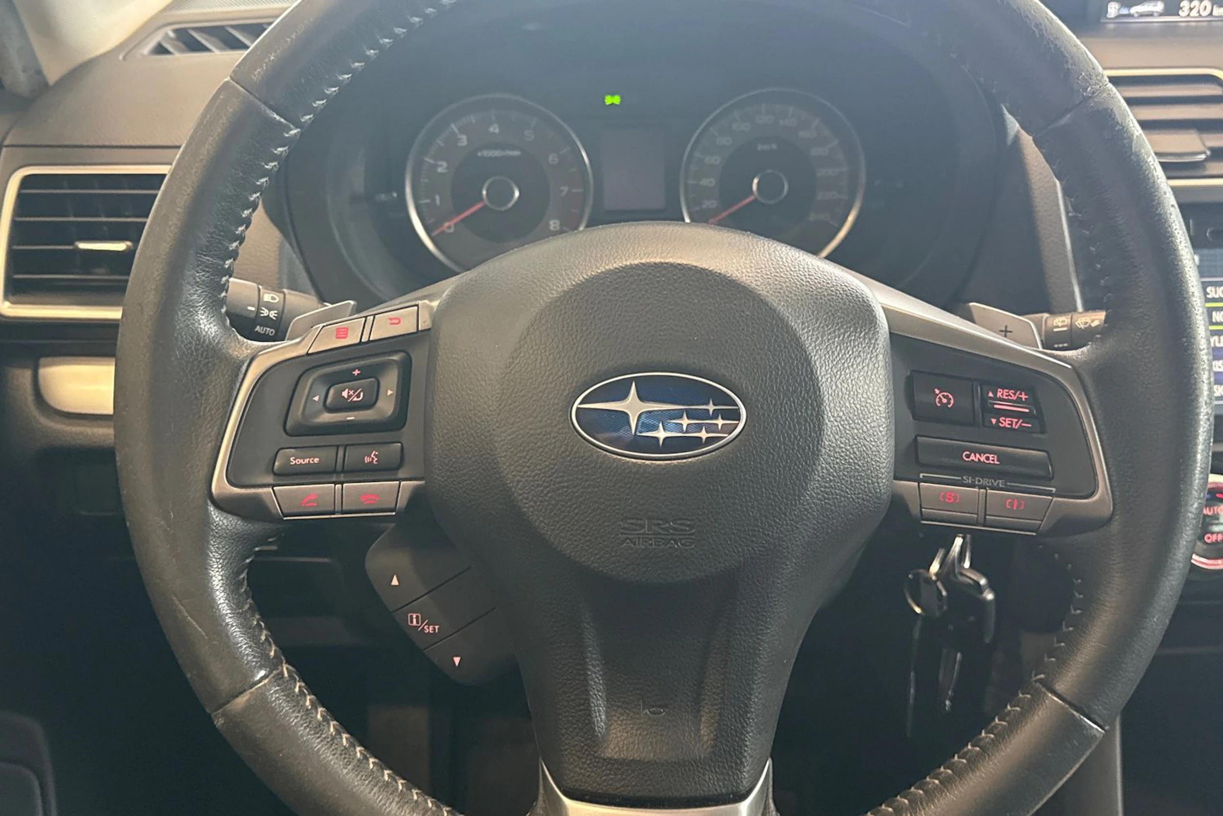 Harmaa Subaru Forester 2016 kuva 11.