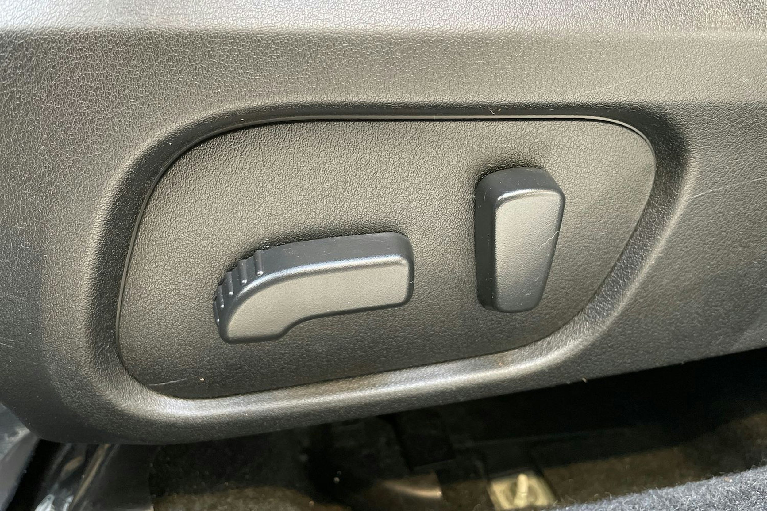 valkoinen Subaru Forester 2016 kuva 20.
