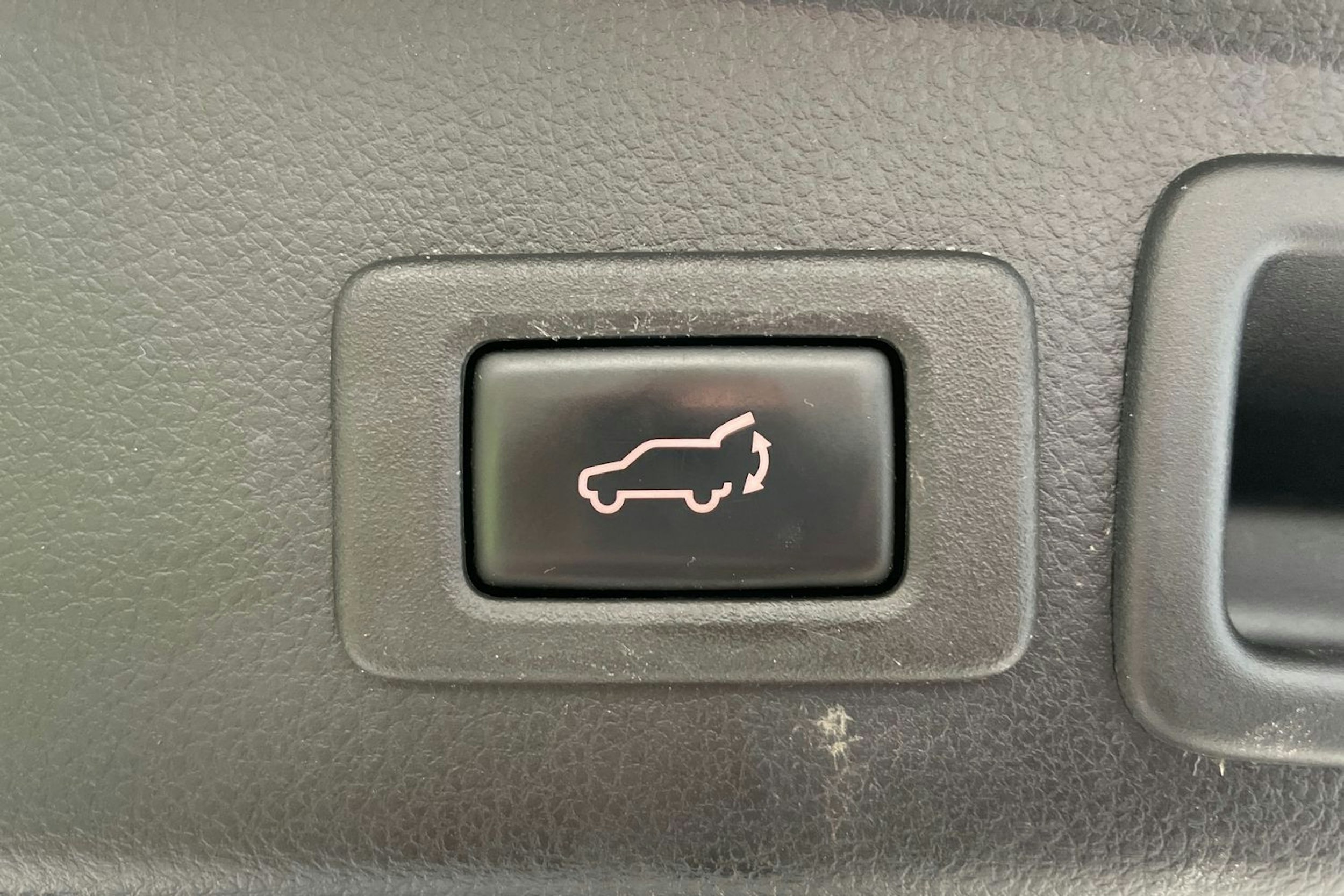valkoinen Subaru Forester 2016 kuva 35.