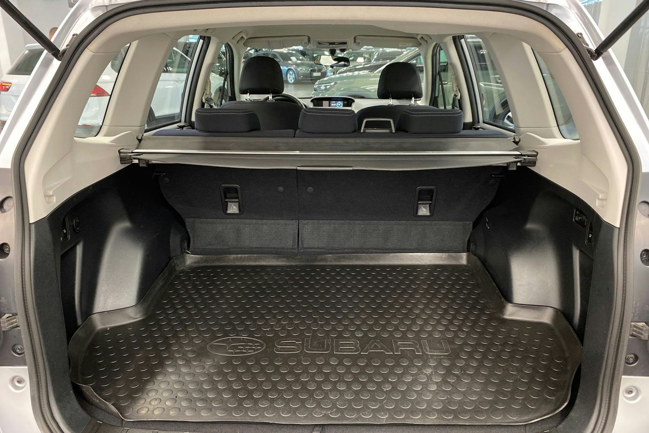 hopea Subaru Forester 2016 kuva 14.