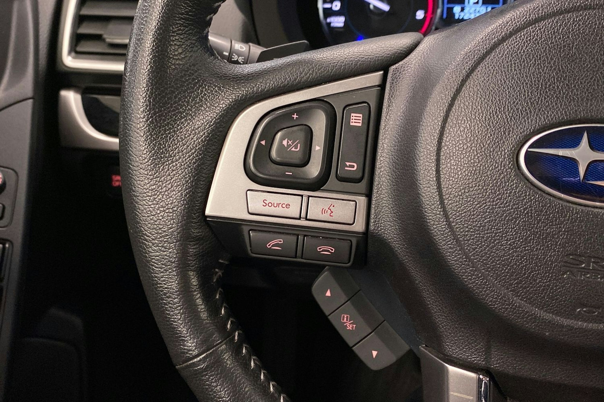 hopea Subaru Forester 2016 kuva 23.