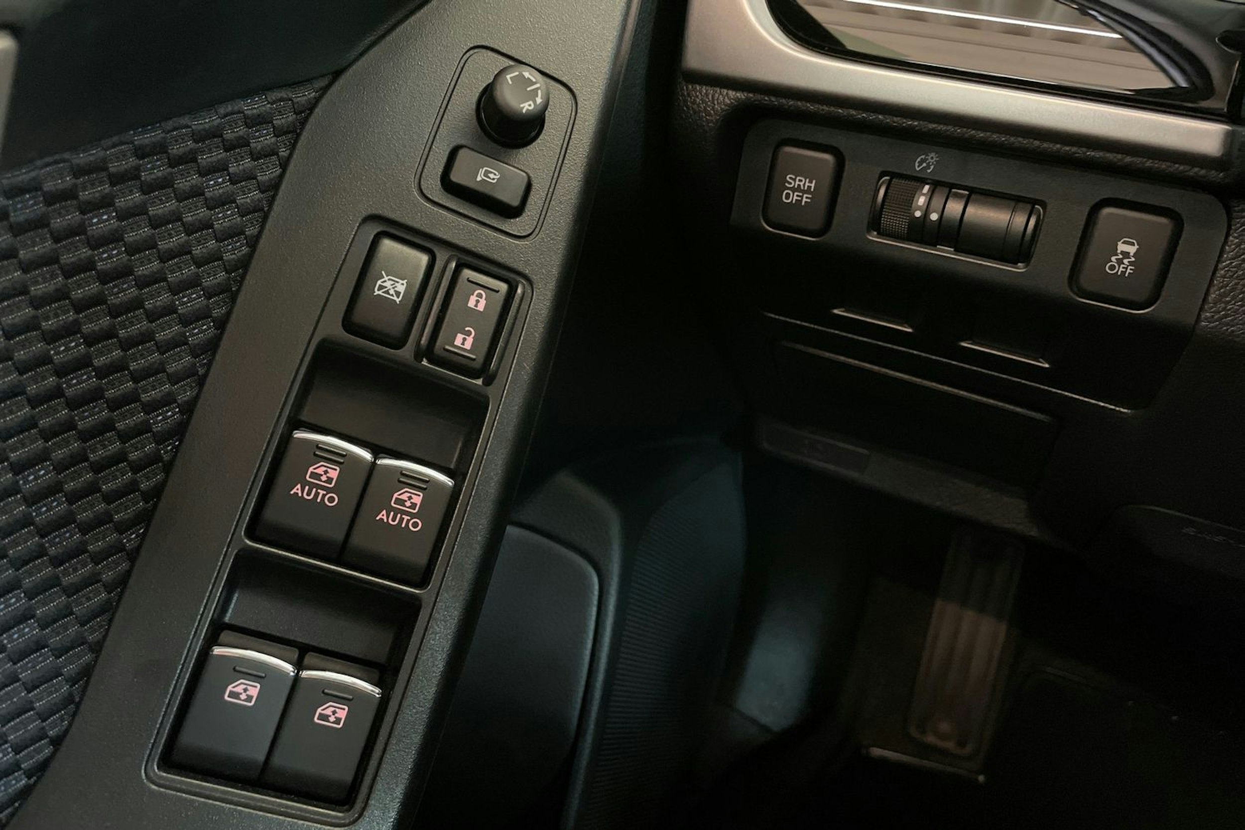 Musta Subaru Forester 2017 kuva 21.