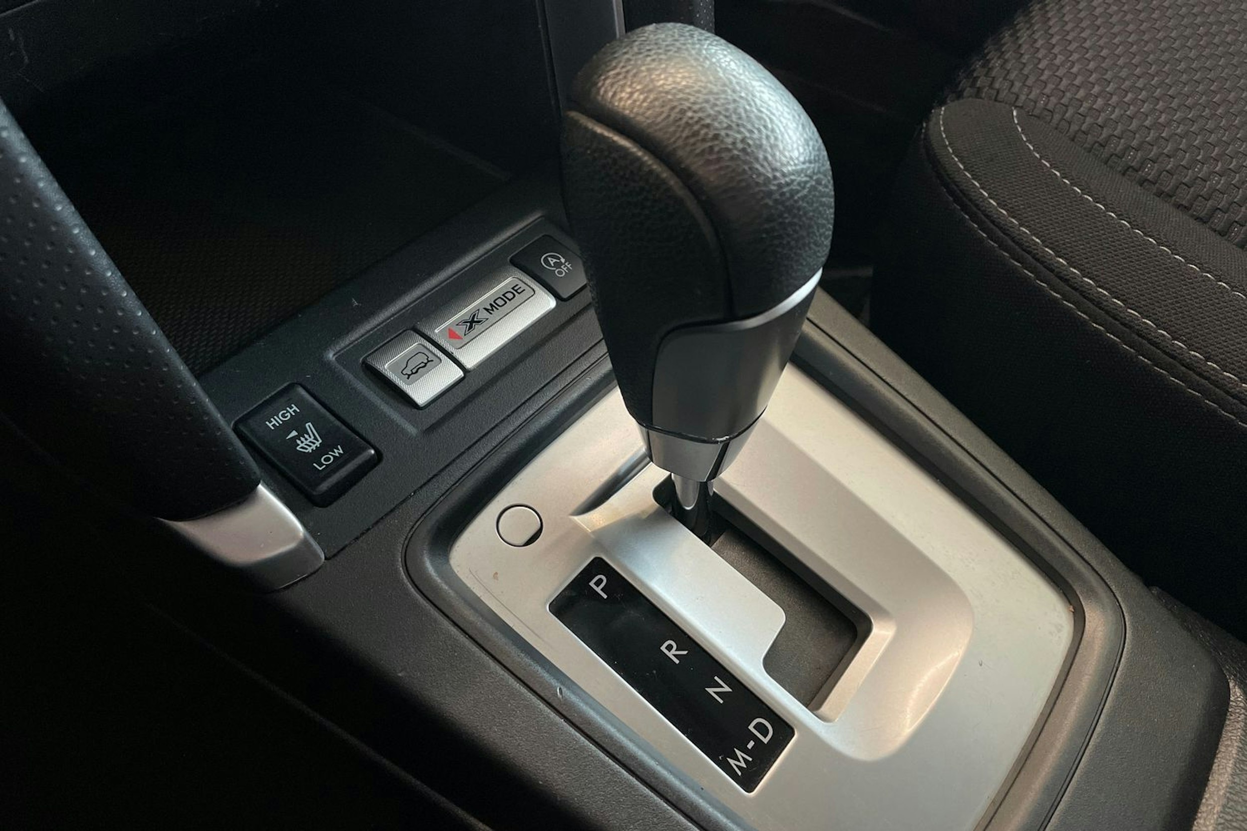 Musta Subaru Forester 2017 kuva 22.
