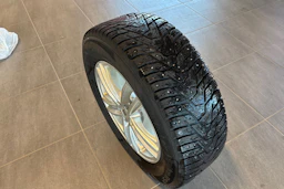 Valkoinen Subaru Forester 2019 kuva 11.