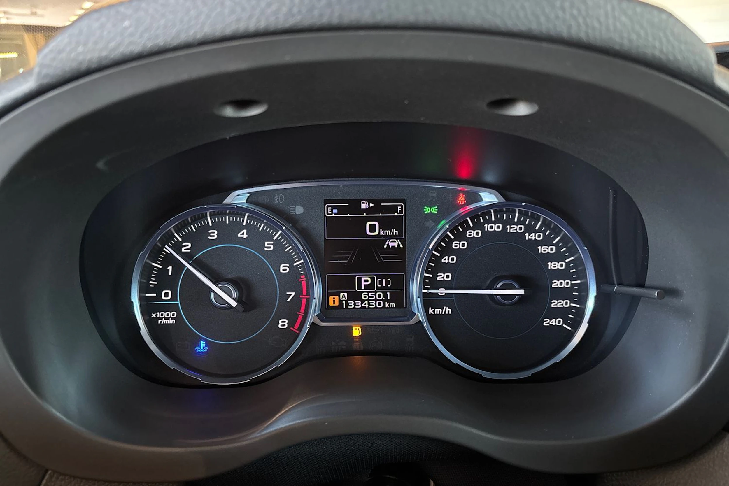 Valkoinen Subaru Forester 2019 kuva 12.