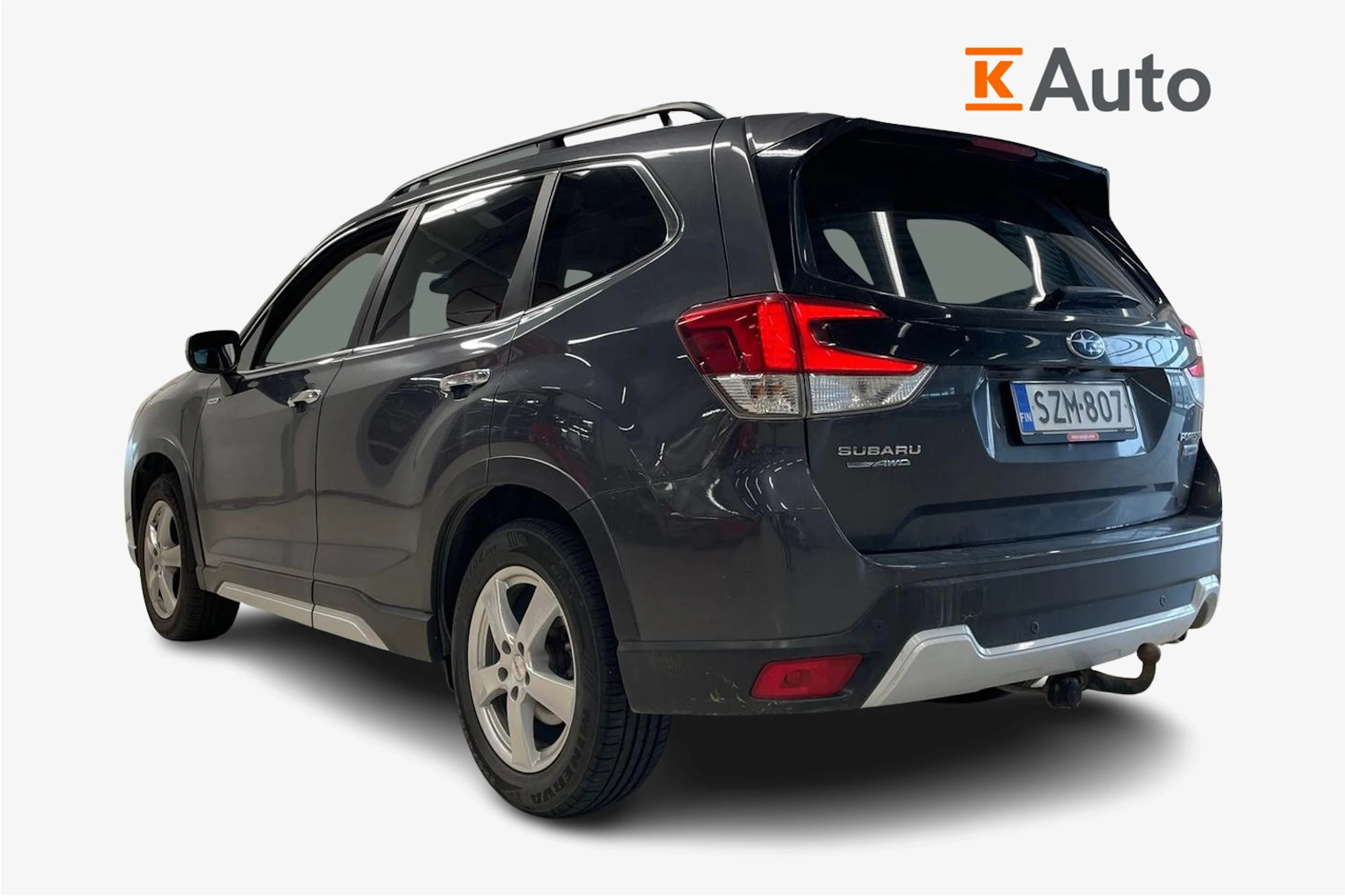 Harmaa Subaru Forester 2021 kuva 2.