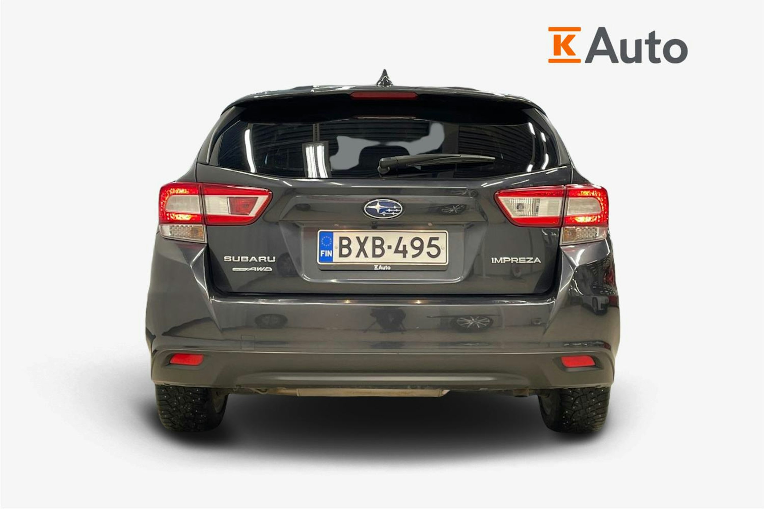 Harmaa Subaru Impreza 2019 kuva 3.