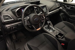 Harmaa Subaru Impreza 2019 kuva 7.