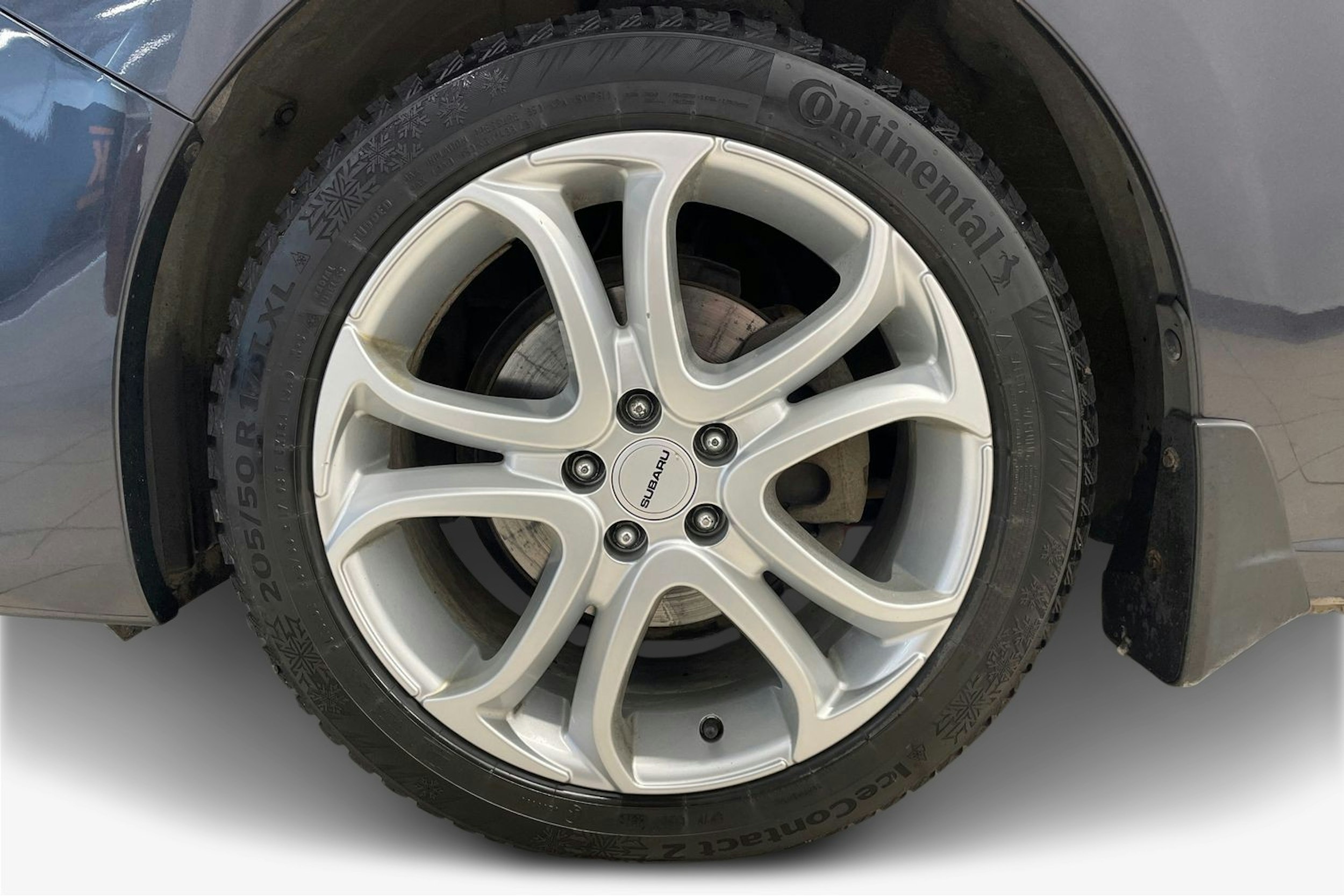 Harmaa Subaru Impreza 2019 kuva 11.