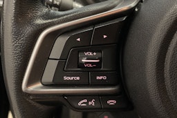 Harmaa Subaru Impreza 2019 kuva 16.