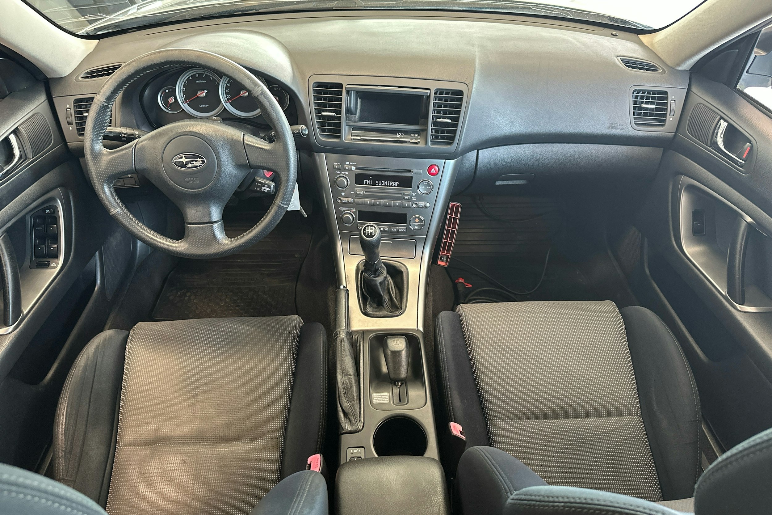 hopea Subaru Legacy 2006 kuva 11.