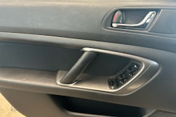 hopea Subaru Legacy 2006 kuva 18.