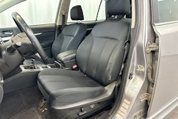 hopea Subaru Legacy 2010 kuva 17.