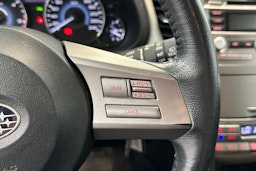 hopea Subaru Legacy 2010 kuva 23.