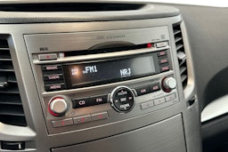 hopea Subaru Legacy 2010 kuva 26.