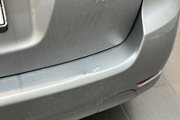 hopea Subaru Legacy 2010 kuva 28.