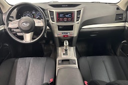 valkoinen Subaru Legacy 2010 kuva 7.