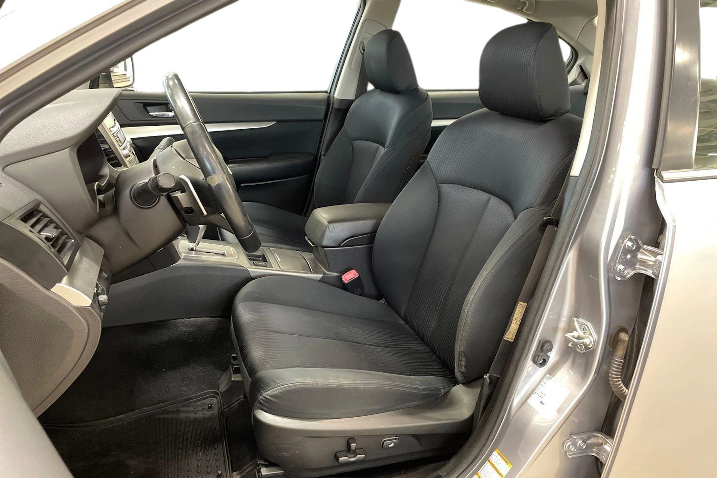 hopea Subaru Legacy 2010 kuva 8.
