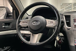 hopea Subaru Legacy 2010 kuva 17.