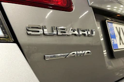 hopea Subaru Legacy 2010 kuva 27.