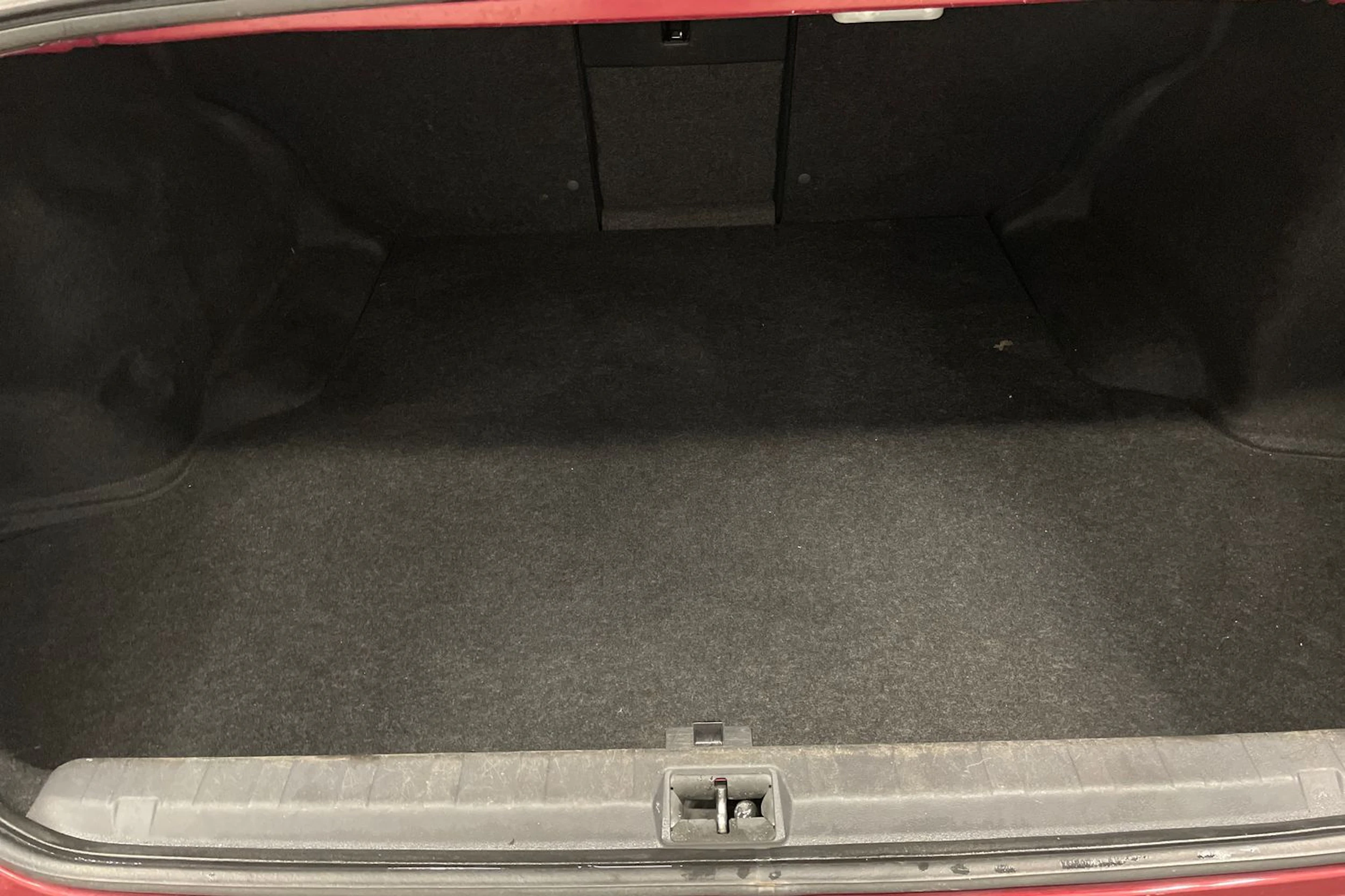 Punainen Subaru LEGACY 2011 kuva 19.