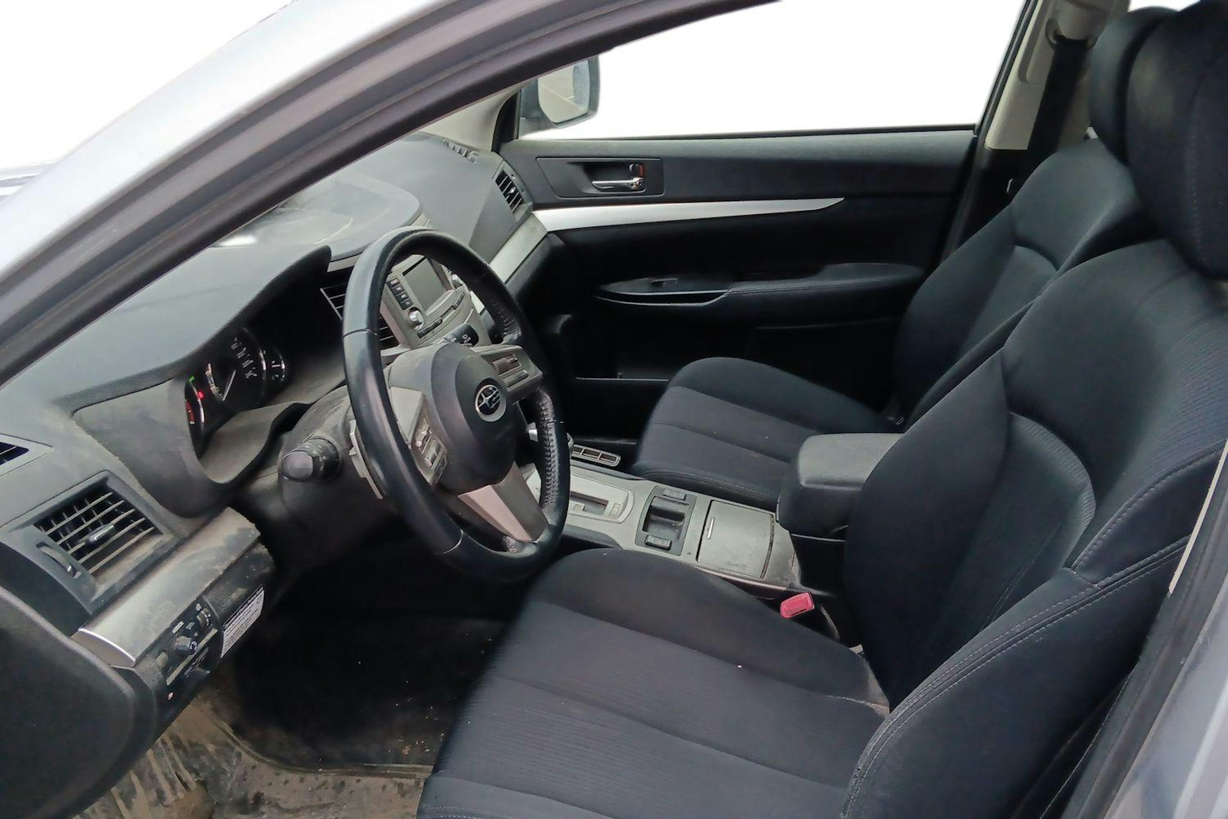 Hopea Subaru LEGACY 2012 kuva 3.