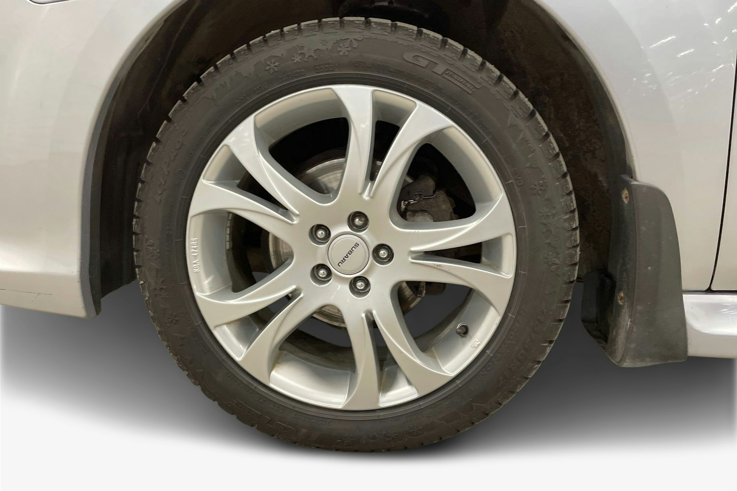 Hopea Subaru LEGACY 2012 kuva 11.