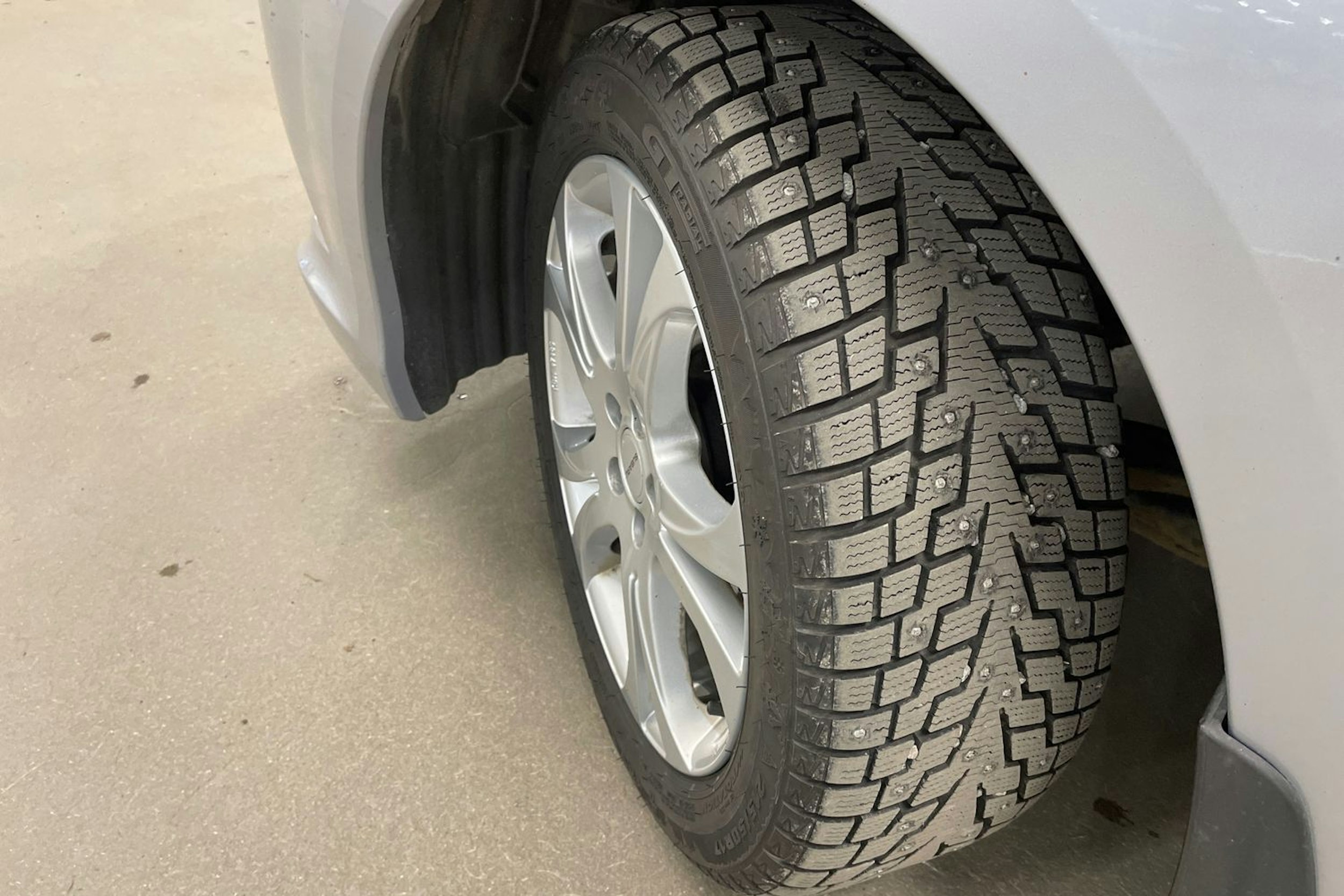 Hopea Subaru LEGACY 2012 kuva 13.