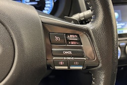 punainen Subaru Levorg 2016 kuva 16.
