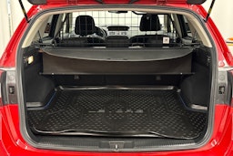 punainen Subaru Levorg 2016 kuva 19.