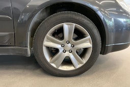 Harmaa Subaru Outback 2008 kuva 13.