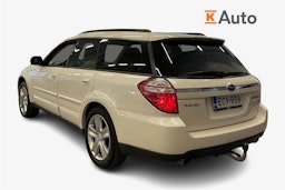 valkoinen Subaru Outback 2009 kuva 2.
