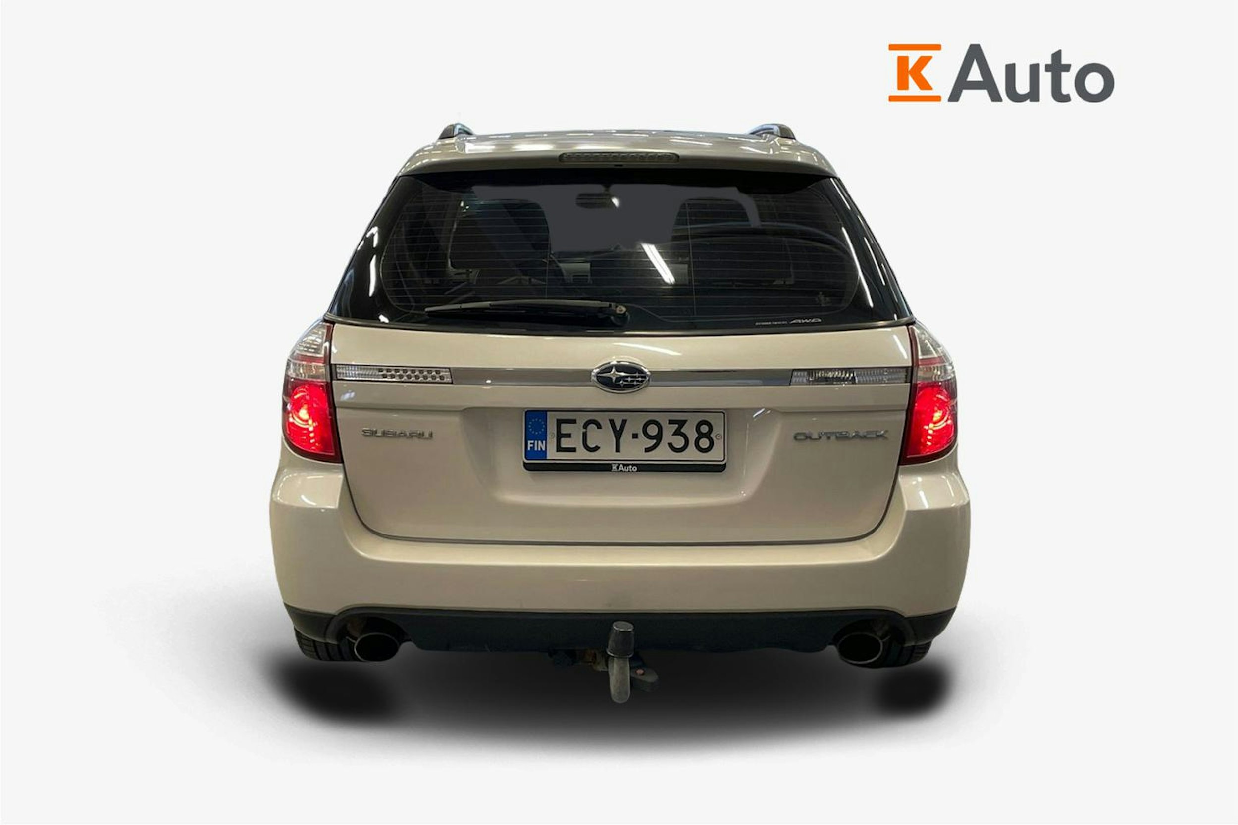 valkoinen Subaru Outback 2009 kuva 3.