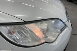 valkoinen Subaru Outback 2009 kuva 25.