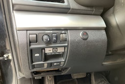musta Subaru Outback 2011 kuva 19.
