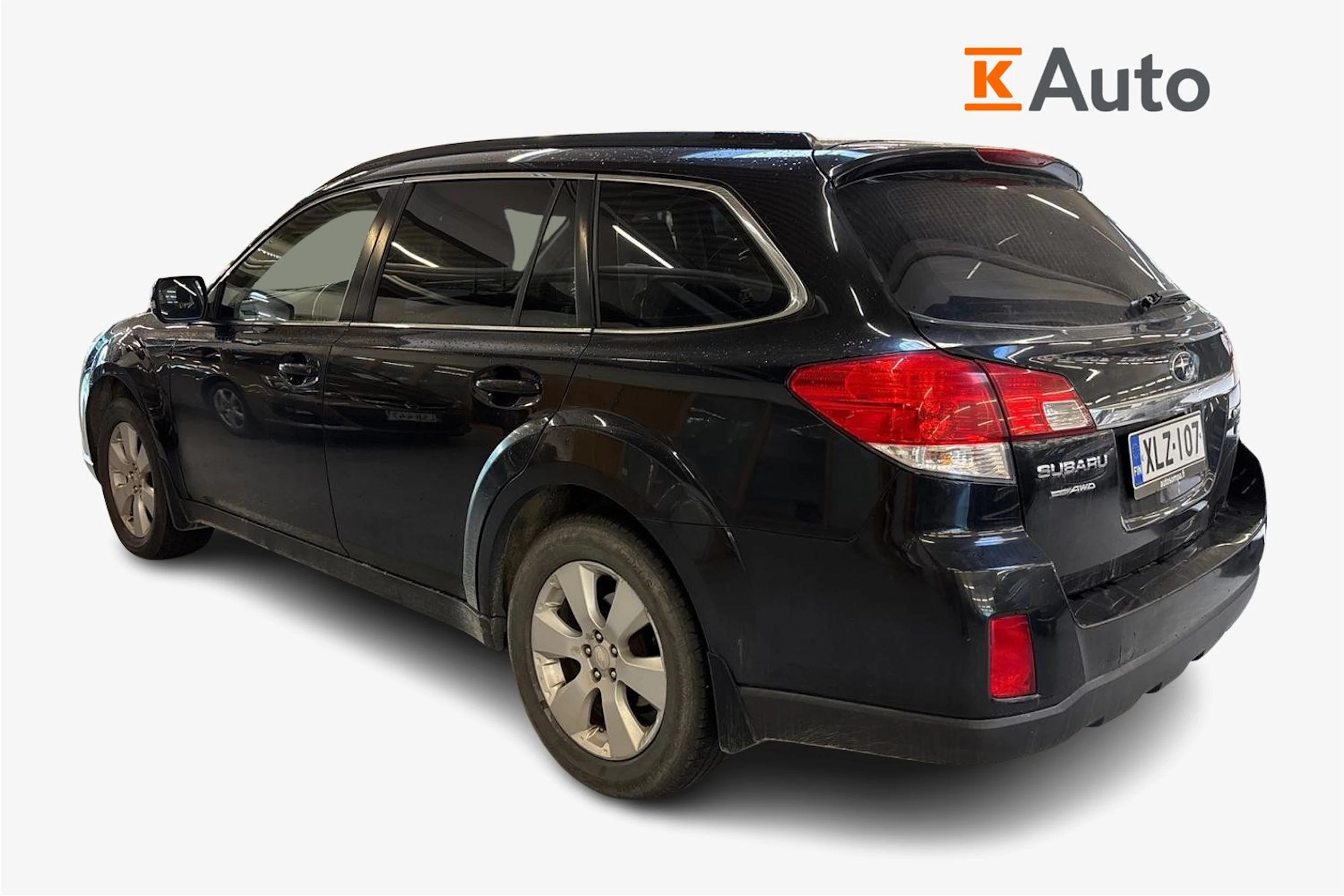 Musta Subaru Outback 2012 kuva 2.