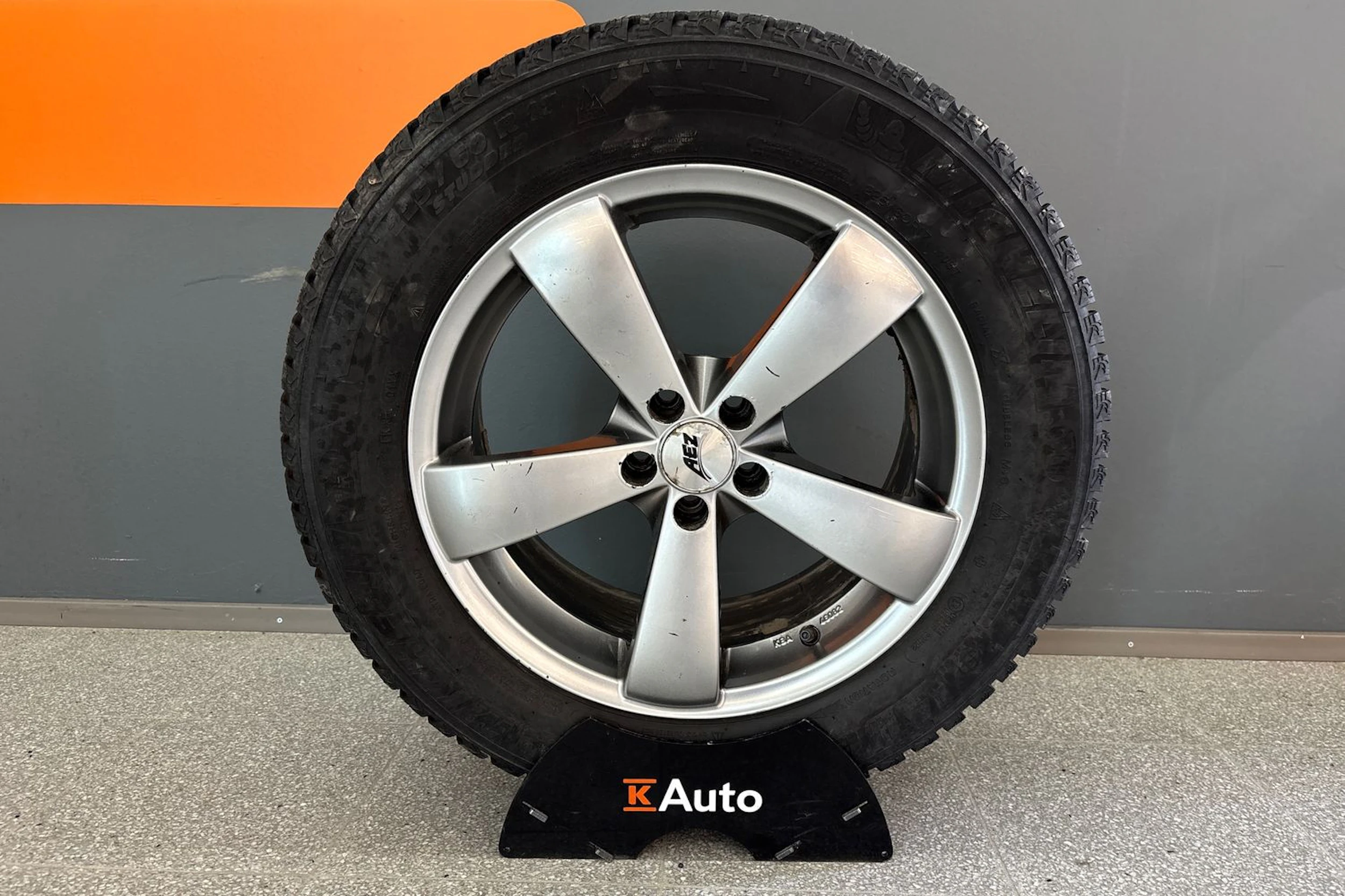 Musta Subaru Outback 2012 kuva 18.