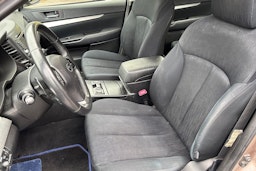 harmaa Subaru Outback 2013 kuva 15.