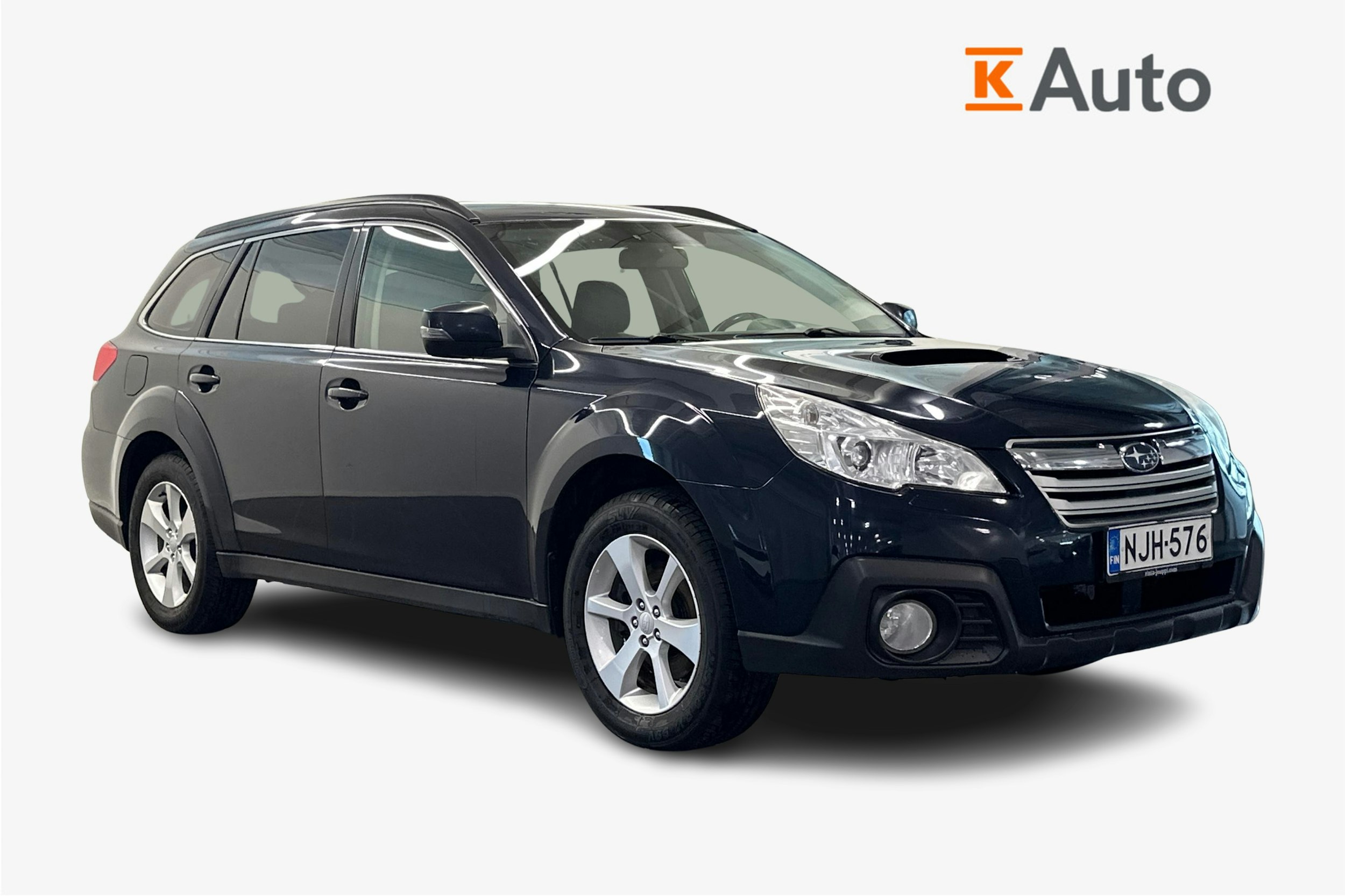 Harmaa Subaru Outback 2013 kuva 1.