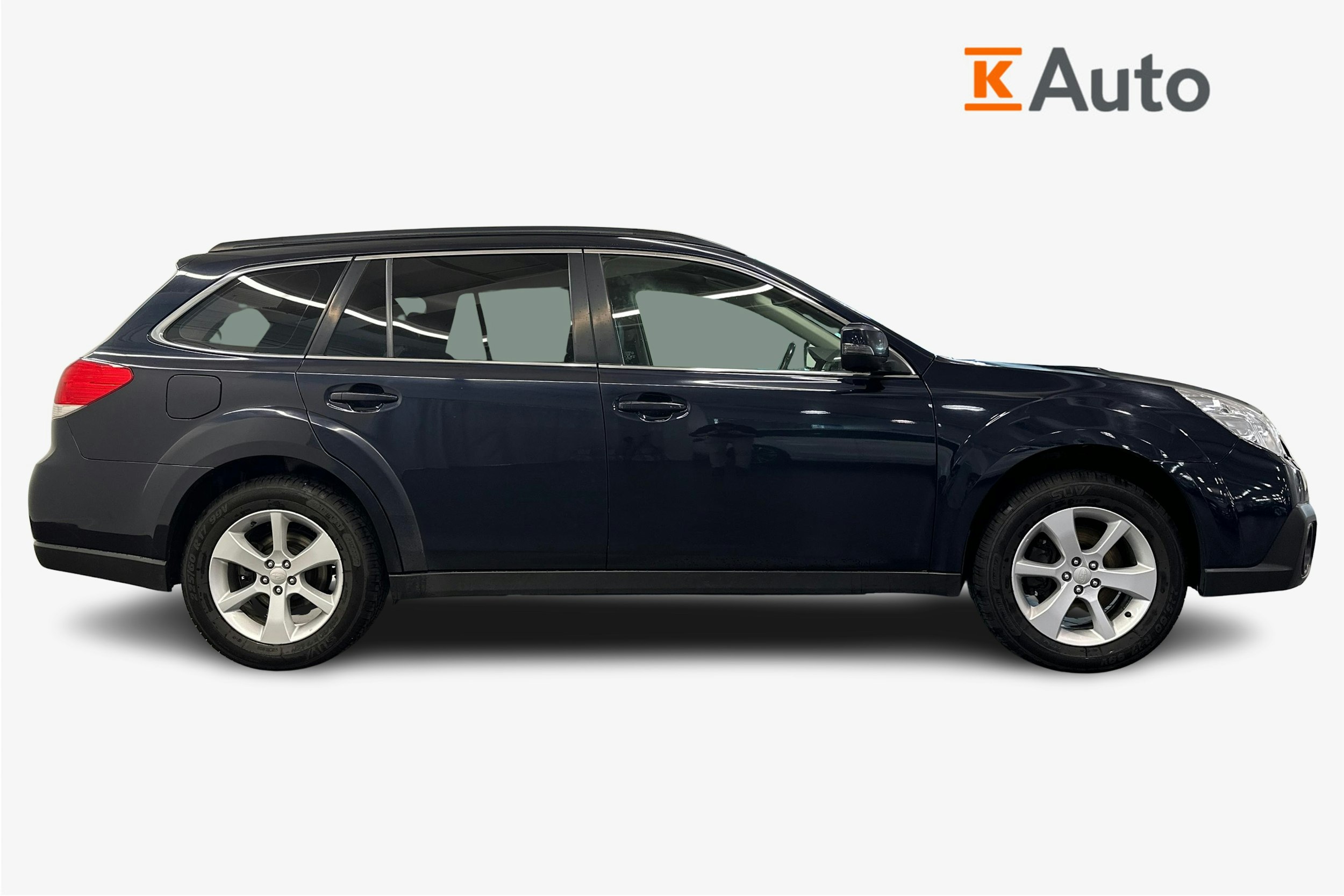 Harmaa Subaru Outback 2013 kuva 6.