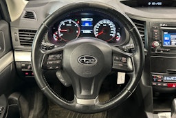 Harmaa Subaru Outback 2013 kuva 14.