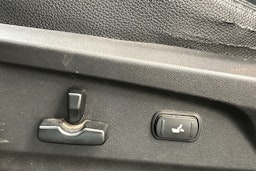 Harmaa Subaru Outback 2013 kuva 21.