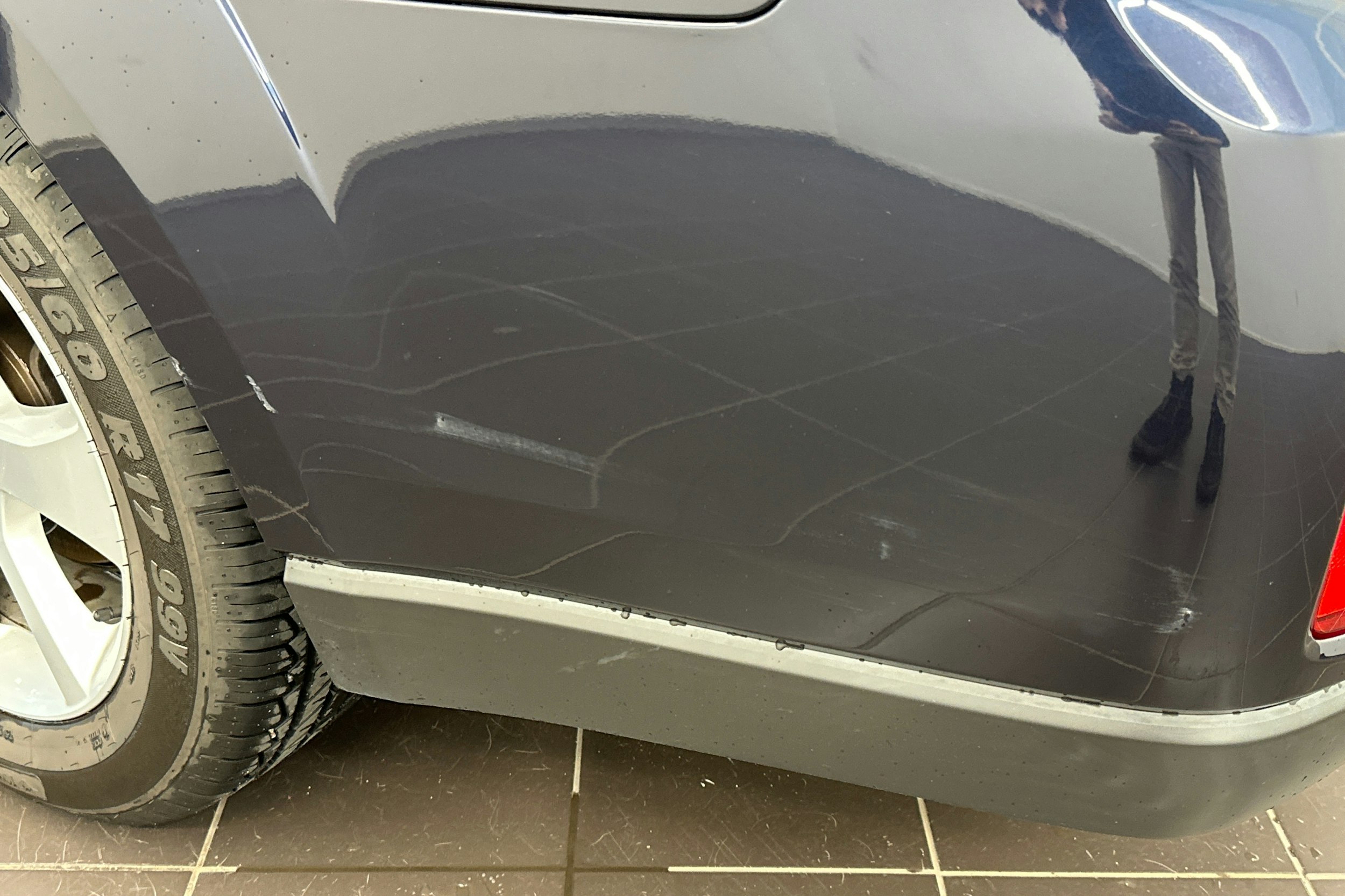 Harmaa Subaru Outback 2013 kuva 24.