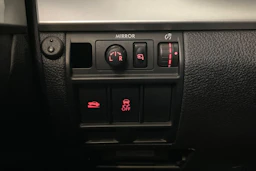 musta Subaru Outback 2014 kuva 21.
