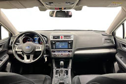valkoinen Subaru Outback 2015 kuva 7.